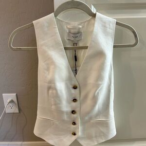 Reiss white waistcoat. NWT. Soft material. Size 2. Purchased in London